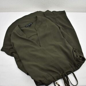 Haute Monde Dress Size Small Color Green Gently Used Condition‎ no holes/stains